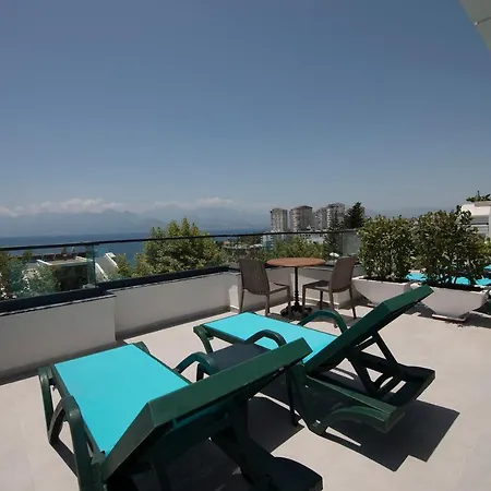 Hotel Pure Blanche 3*